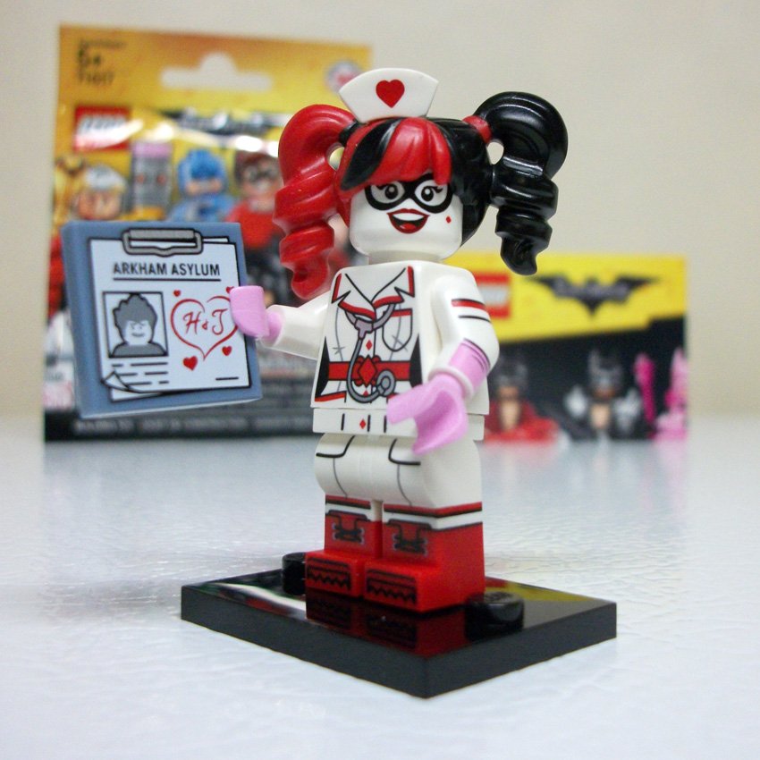 lego harley quinn nurse