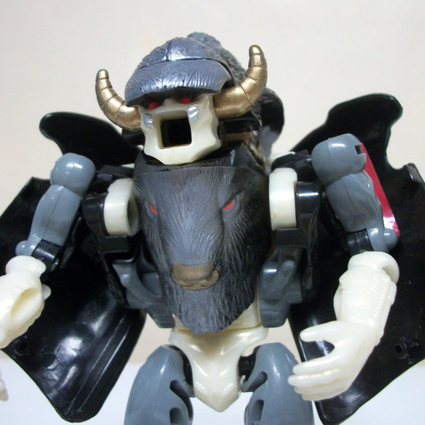 1996 Transformers Bonecrusher Beast Wars loose figure no missile