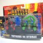 Tetsubo vs Hydrax Battle Wheels 2-pack pull back fighter robot figure vehicle Johnny Lightning 2007