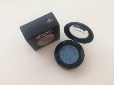 MAC Dazzleshadow Eyeshadow - Get Physical