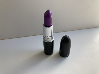 MAC Amplified Lipstick - Violetta (Unboxed)