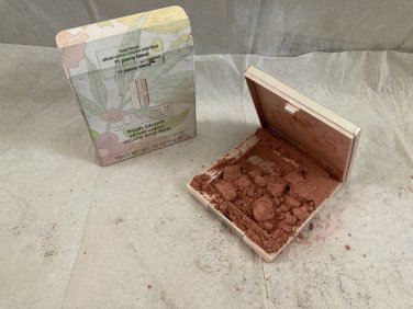 Clinique fresh bloom allover colour - 11 peony blend (Read Description)