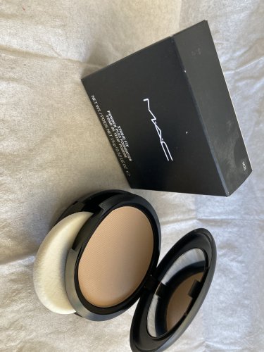 MAC Studio Fix Powder Plus Foundation - NC 35