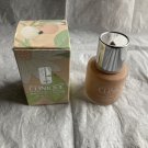 Clinique Stay True Makeup Oil Free Formula - Stay Sunny, 1 Fl Oz   ( See Picture)