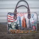 new york design hand bag NEW DESIGN with FREEDOM TOWER!!! great buy