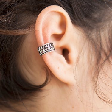 Silver Ear Cuff - Ear Wrap - Fake Ear Cuff - Earcuff Jewelry - Cuff & Wrap Earrings