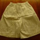 LIZ CLAIBORNE Women's Shorts - Creme - Size 10 *