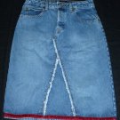 GAP Women's Denim Skirt - Blue w/Red Trim - Size 2 - EUC