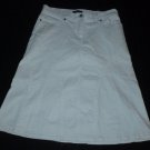 NEW YORK & CO Women's Skirt - White - Size 6 - EUC