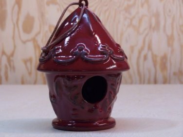 Beautiful_Dark_Red_Bird_House
