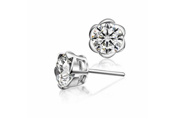 Hot Fashion White Gold Silver Clear Classic Flower Hearts Arrows Crystal Earring