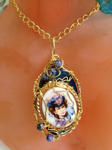 Lady London Blue Pendant Necklace:Fun Love Whimsical Ooak Shinies