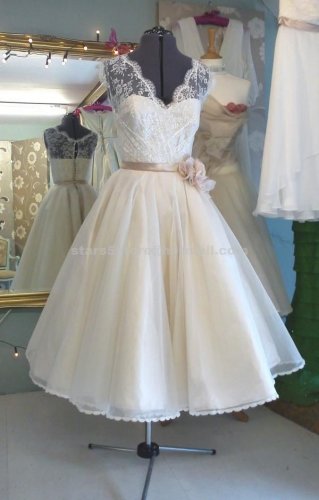 Princess Cap Sleeve Ball Gown V-neck Lace with Flower Sash Knee-Length Bridal Wedding Dress W115