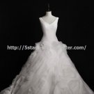 V-neck Wedding Dresses Sleevleess Flower A-Line Sweep Train Bridal Gowns D2015733