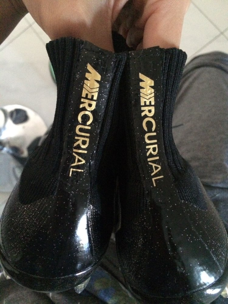 cr7 cleats size 8