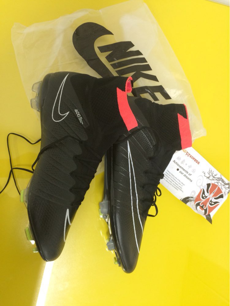 nike superfly size 8