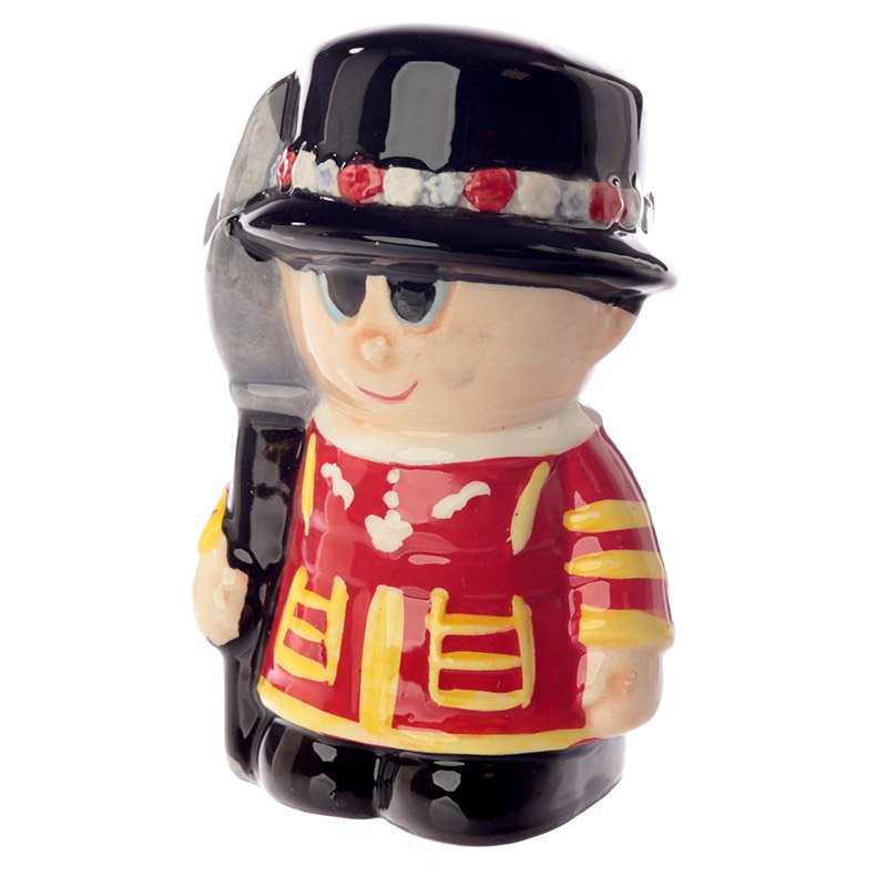 London Beefeater and Guardsman Salt and Pepper Set