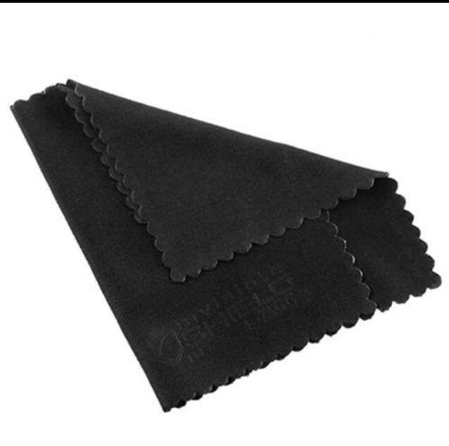 Zagg InvisibleSHIELD Screen Protector Installation Kit Spray Squeegee