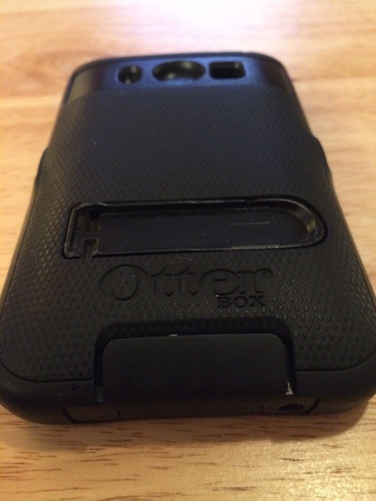 OEM OtterBox Defender Phone Case for HTC    Black