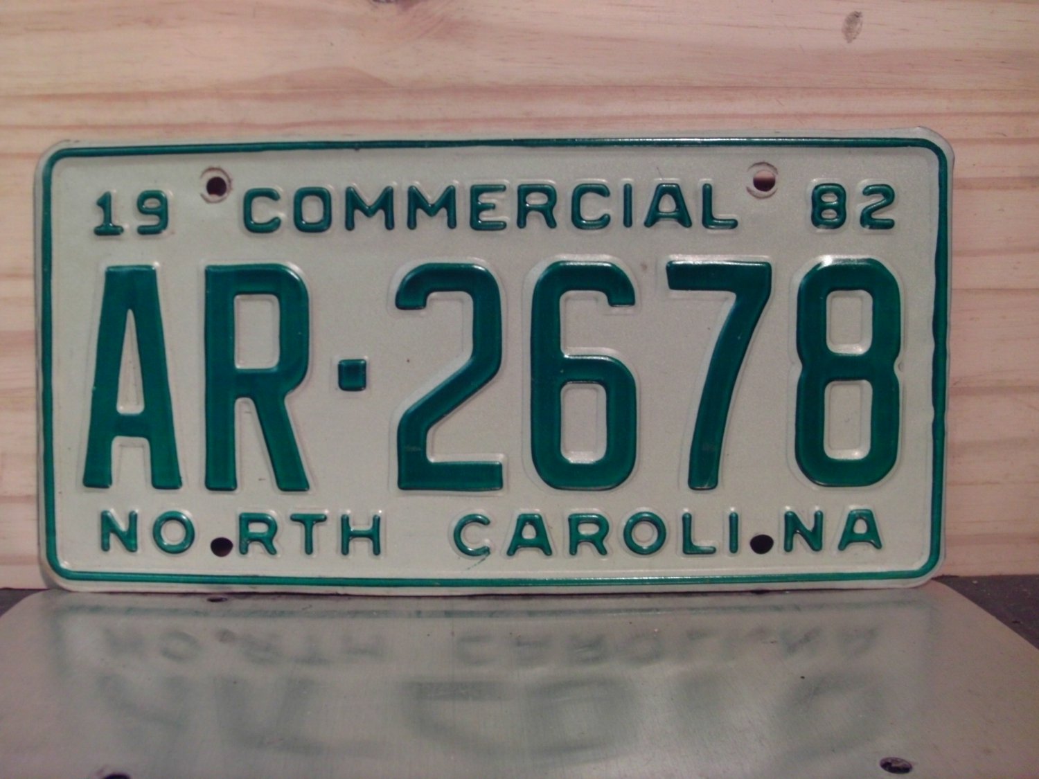 1982 North Carolina NC Commercial Truck License Plate AR2678