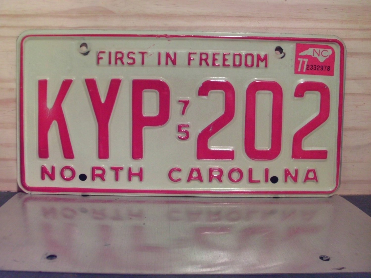 1977 North Carolina NC Passenger YOM License Plate EX KYP-202 NCY3