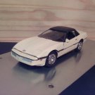 1990 Chevrolet Corvette Convertible 1:25 Scale Model in White