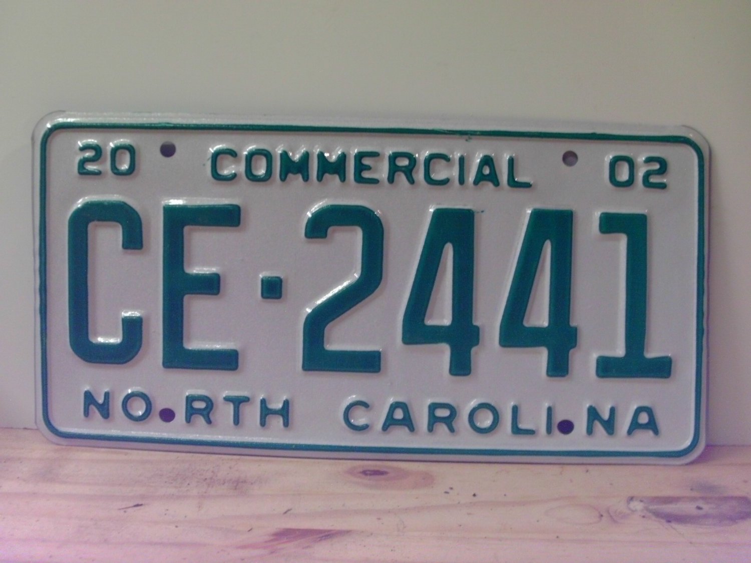 2002 North Carolina NC Commercial Truck License Plate Mint Dated CE2441
