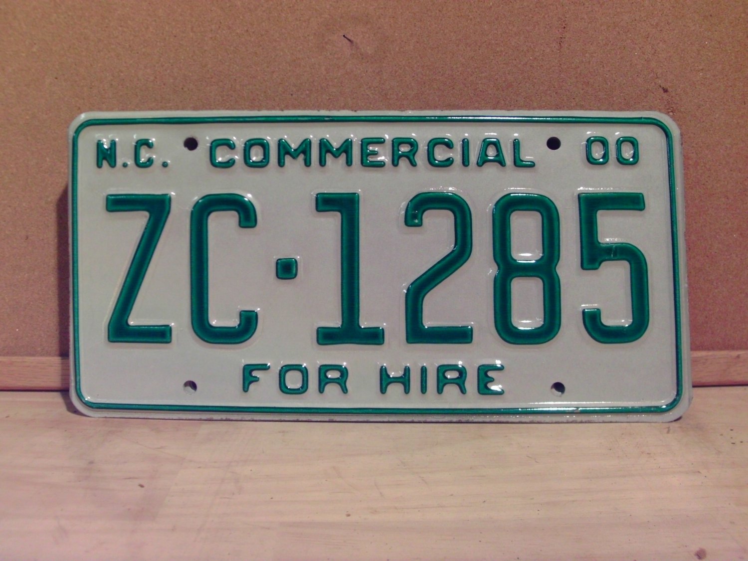 2000 North Carolina Commercial For Hire License Plate Mint NC ZC1285