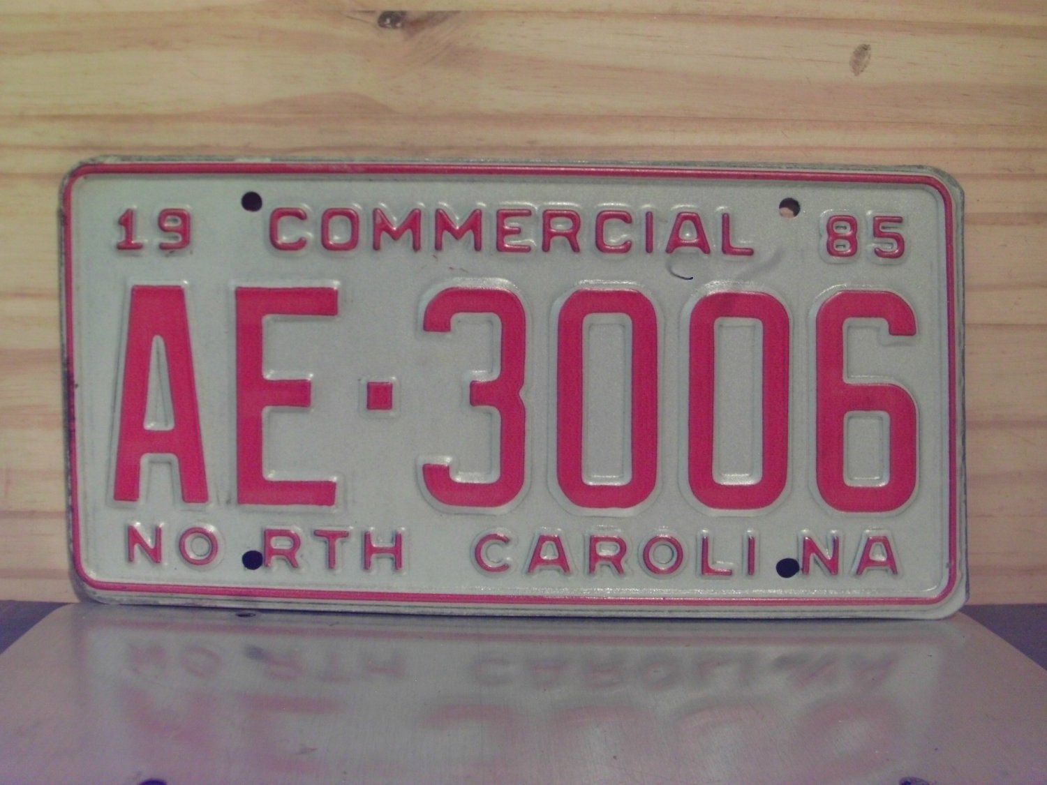 1985 North Carolina Commercial Truck License Plate Tag NC AE3006 Mint YOM