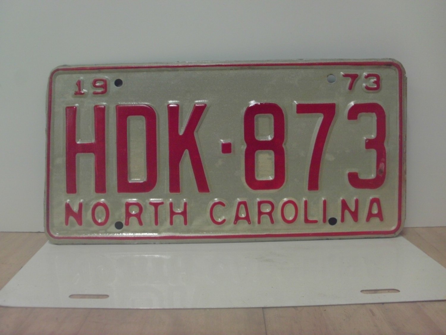 1973 North Carolina YOM License Plate Tag NC #HDK-873 Mint! NCY2