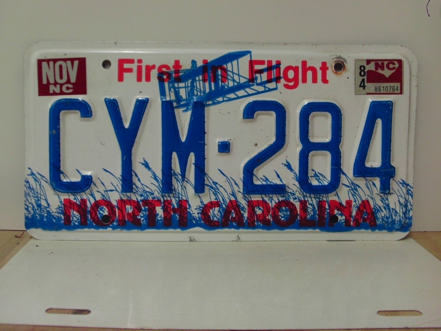 1984 North Carolina NC Passenger YOM License Plate CYM-284 VG-N NCY4