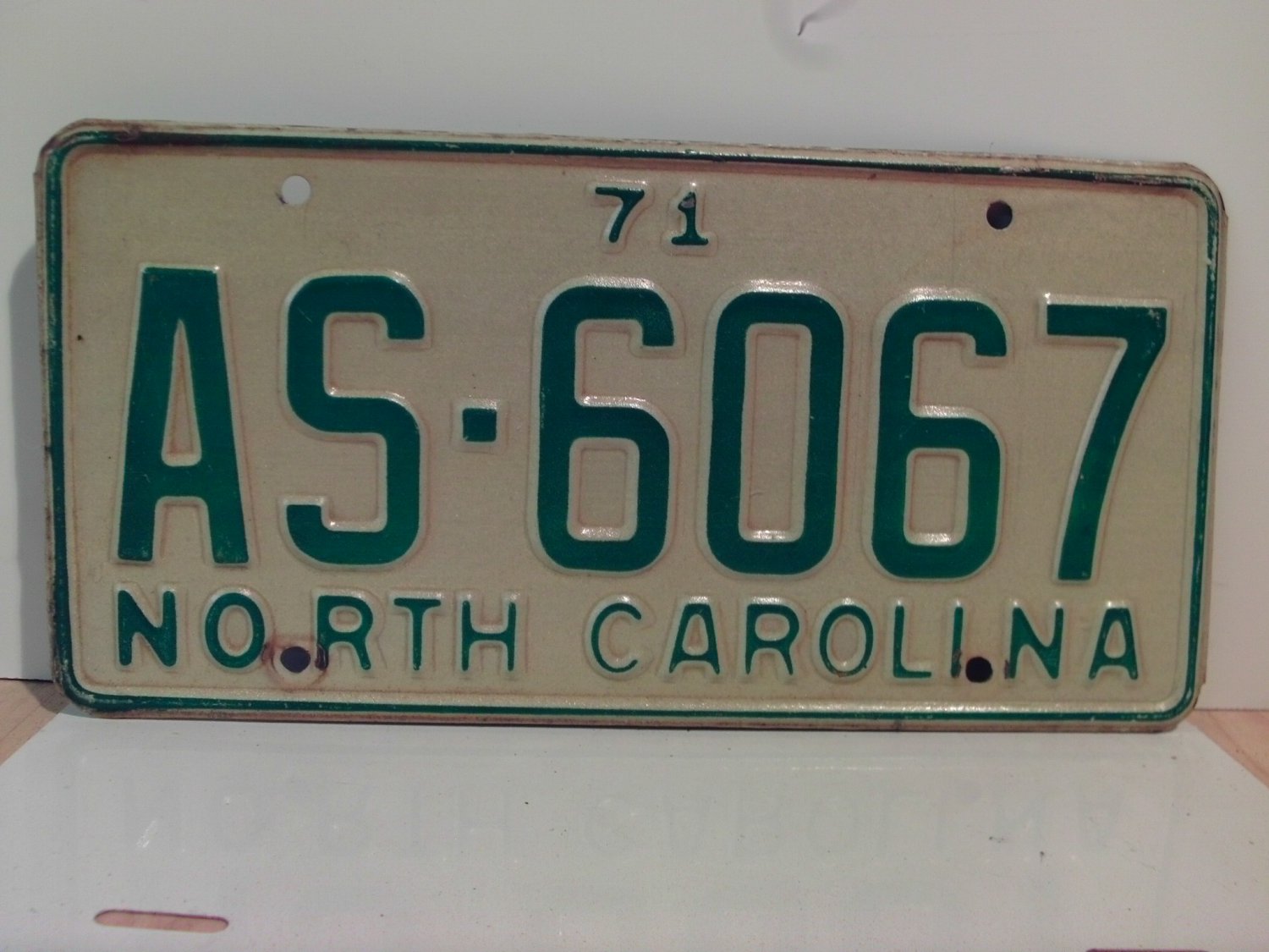1971 North Carolina Passenger YOM License Plate VG NC AS-6067 NC1