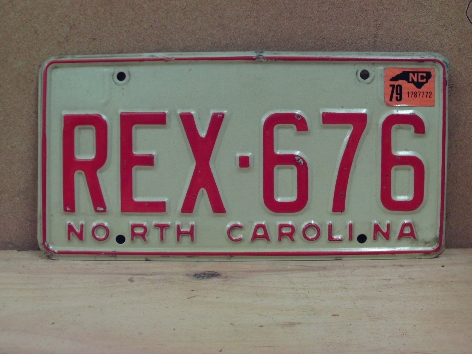 1979 North Carolina NC Passenger YOM License Plate REX-676 VG-N WALL