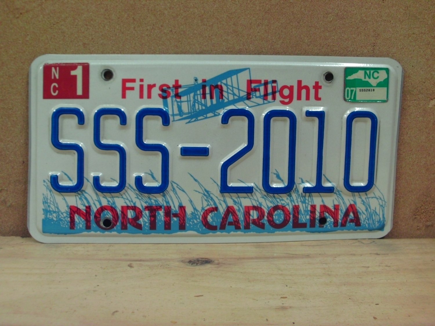 2007 North Carolina NC Passenger License Plate SSS-2010 EX