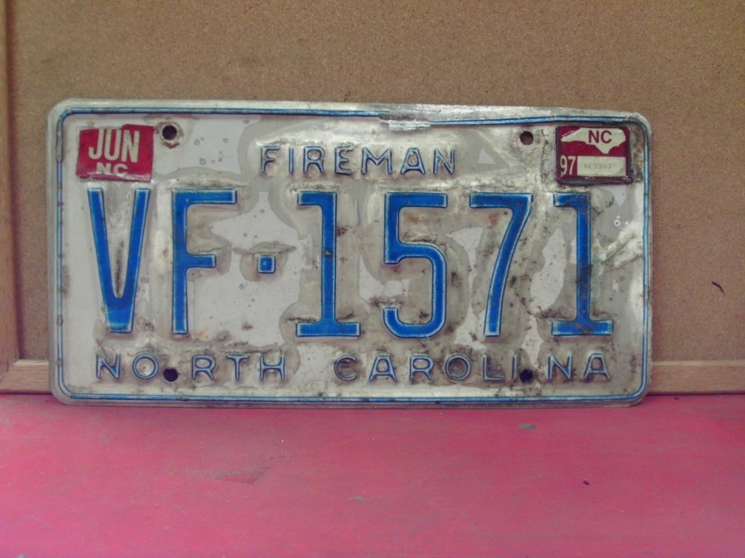 1997 North Carolina NC Fire Fighter License Plate VF-1571 NCO1