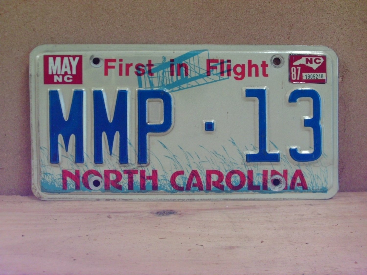 1987 North Carolina NC License Plate MMP-13 YOM VG NCA2