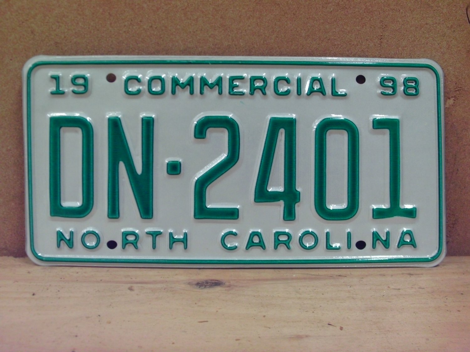 1998 North Carolina Commercial License Plate NC Mint! DN2401 NC13