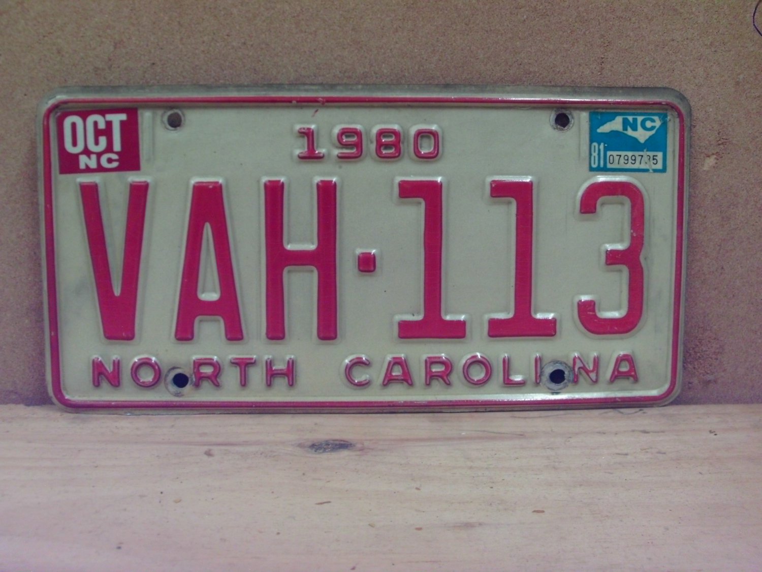 1981 North Carolina NC License Plate VAH-113 YOM VG NCY4