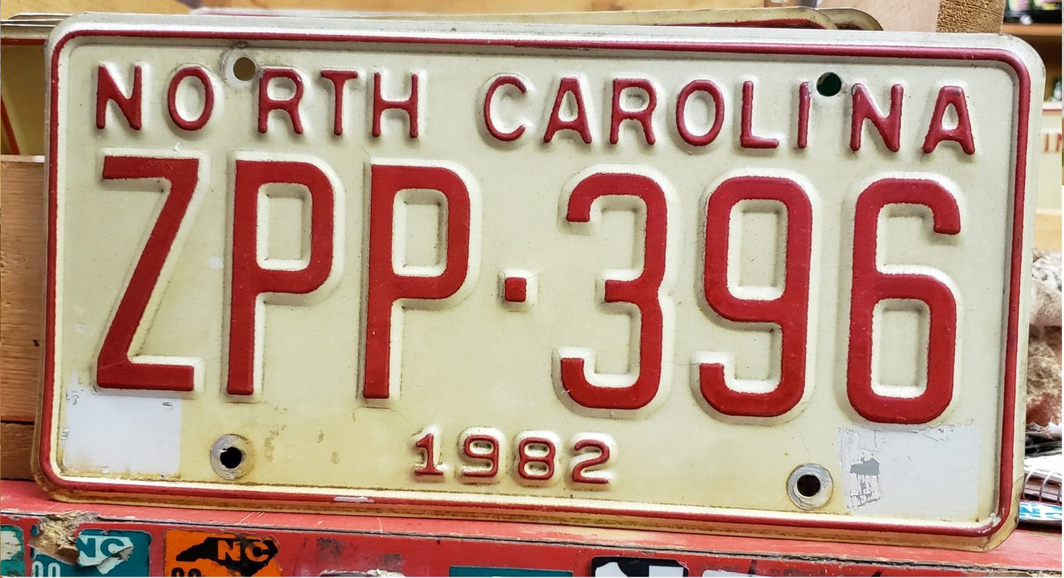 1982 North Carolina NC Passenger YOM License Plate ZPP-396 VG NCY4