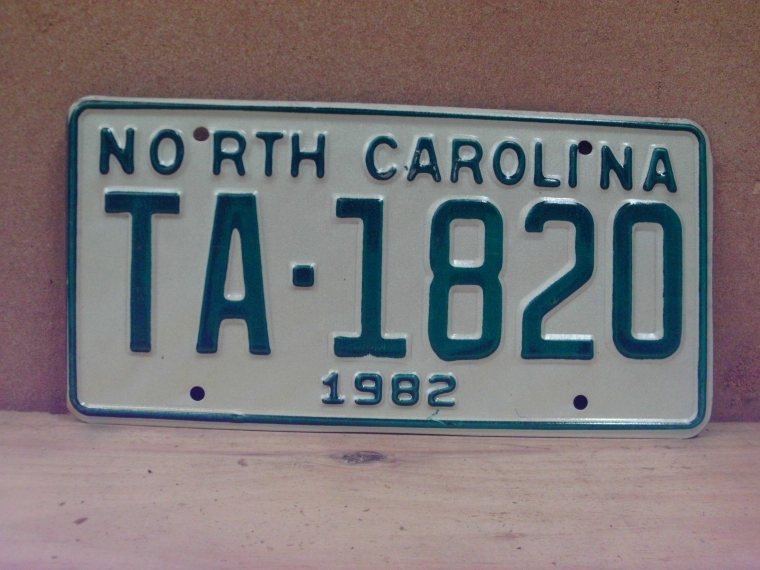 1982 North Carolina NC YOM Taxi Trans Am License Plate TA-1820 Mint NCQ1