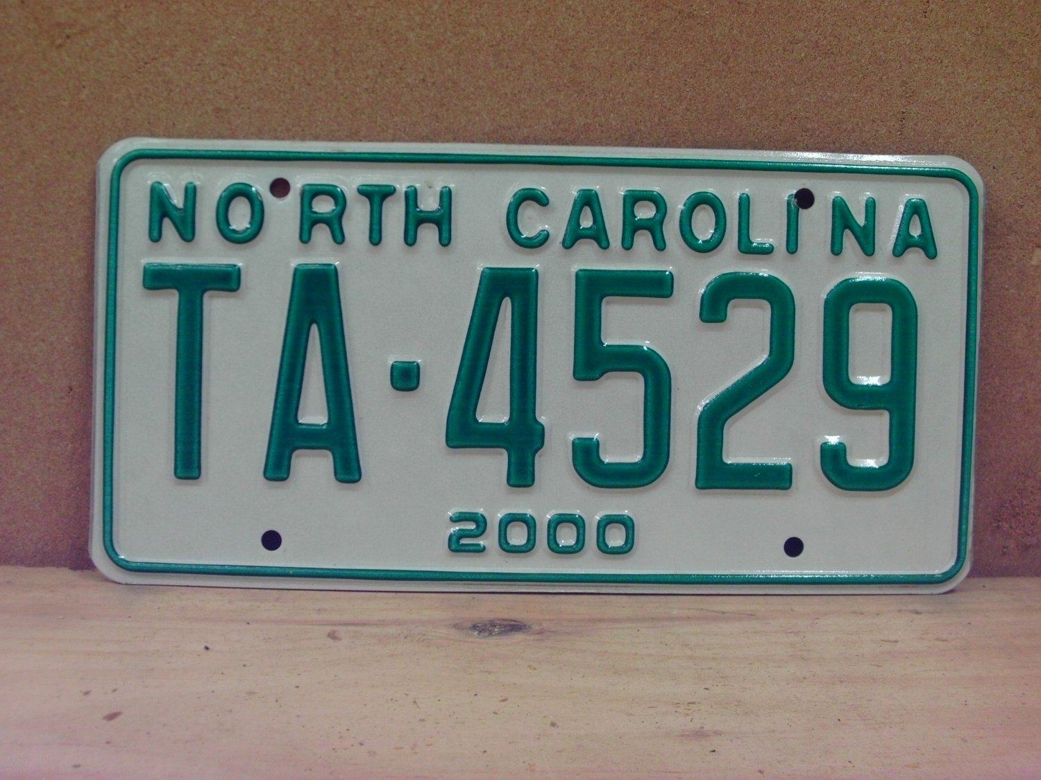2000 North Carolina NC Taxi License Plate TA-4529 Mint NCT1