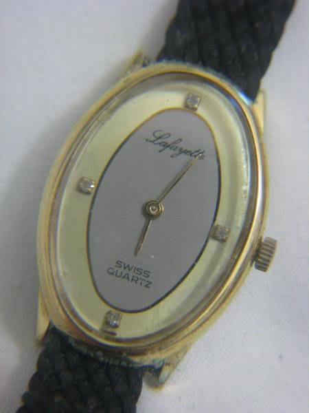 VINTAGE LAFAYETTE OVAL SWISS QUARTZ LADIES WATCH