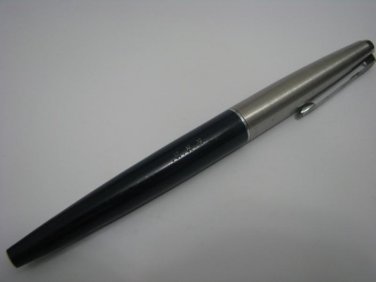 PARKER 45 NAVY-SILVER FOUNTAIN PEN ENGLAND