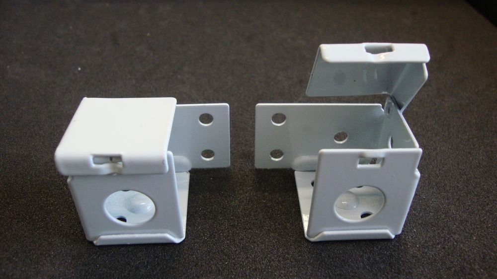 1 PAIR MINI BLIND Brackets, for 1" X 1" Head Rail, in White Metal