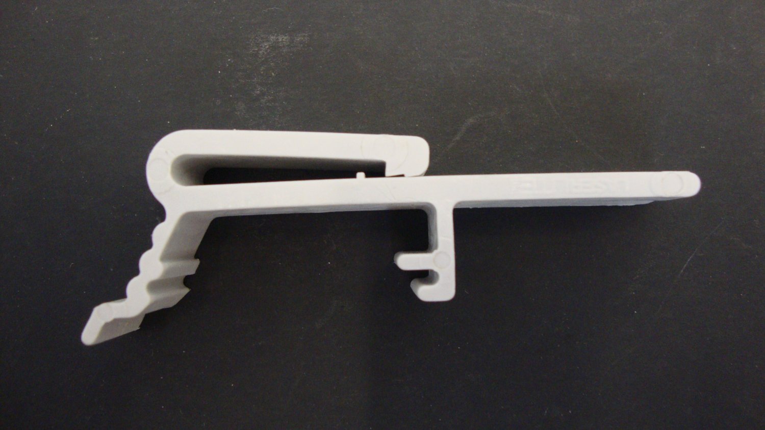 Vertical Blind Dust Cover Valance Clip * FOR 1 1/2" OR 1 9/16" HEADRAIL (15)