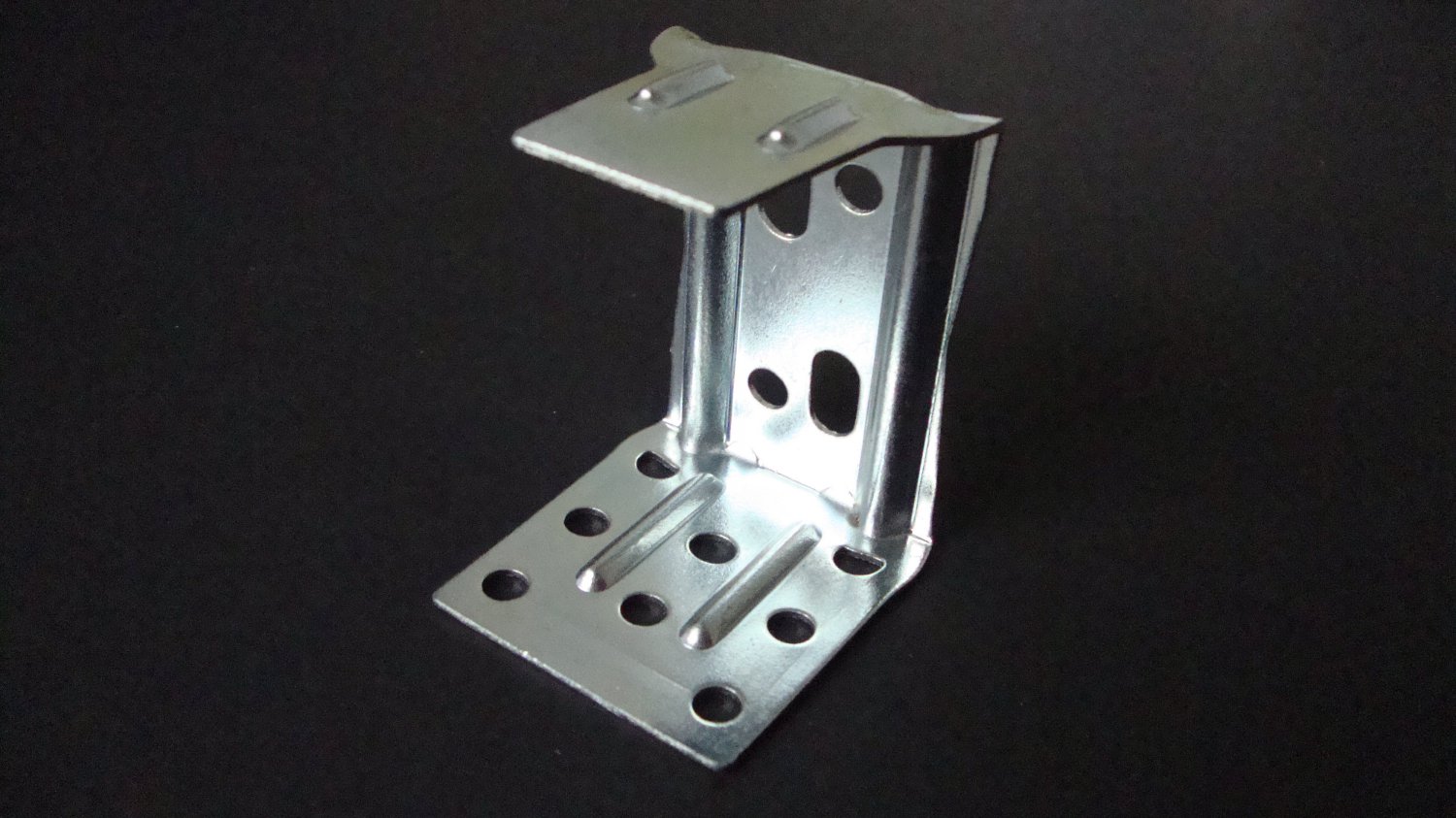 2" High Profile Center Support Bracket for Horizontal Blinds