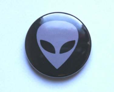 Grey Alien 25mm Button Pin Badge UFO Area 51 E.T. Extraterrestrial Conspiracy