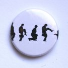 Monty Python Flying Circus "Ministry of Silly Walks" 25 mm Badge Retro BBC TV