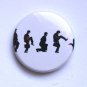 Monty Python Flying Circus "Ministry of Silly Walks" 25 mm Badge Retro BBC TV