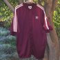 Awesome Vintage Button Down Baseball/Soccer Jersey w/Trefoil-Burgundy~Lg.